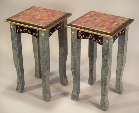 TWO-A-SQTT21-16-17-SQUARETEATABLE21IN1617RED-GREYPAIR.jpg