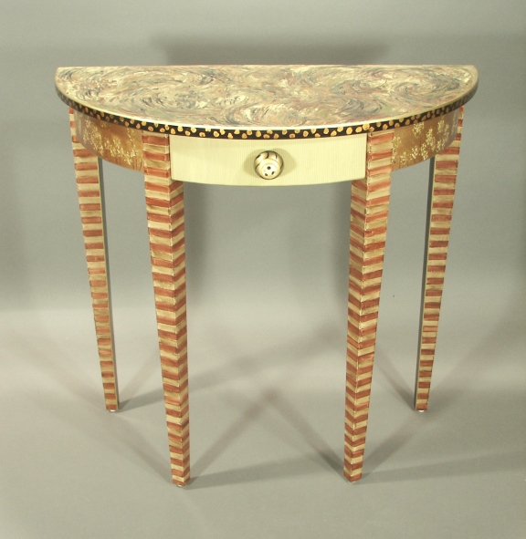 two-t-at-dlht-4-demi-lunehalltable4gold-br.jpg